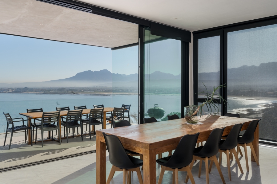 To Let 3 Bedroom Property for Rent in Gordons Bay Village Western Cape